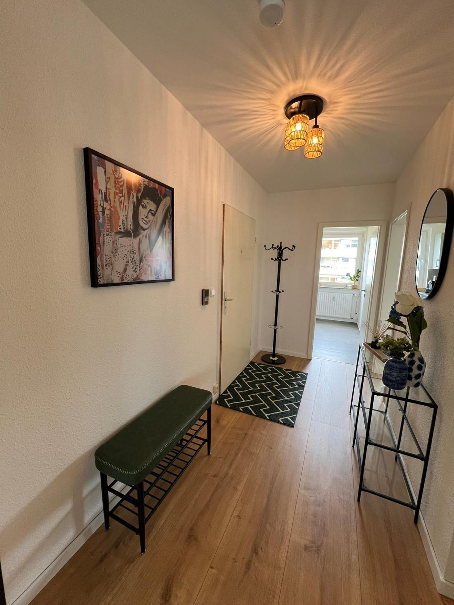 W&D Living - Fewo Kleines Italien Mit Parkplatz Und Balkon Τσέλε Εξωτερικό φωτογραφία