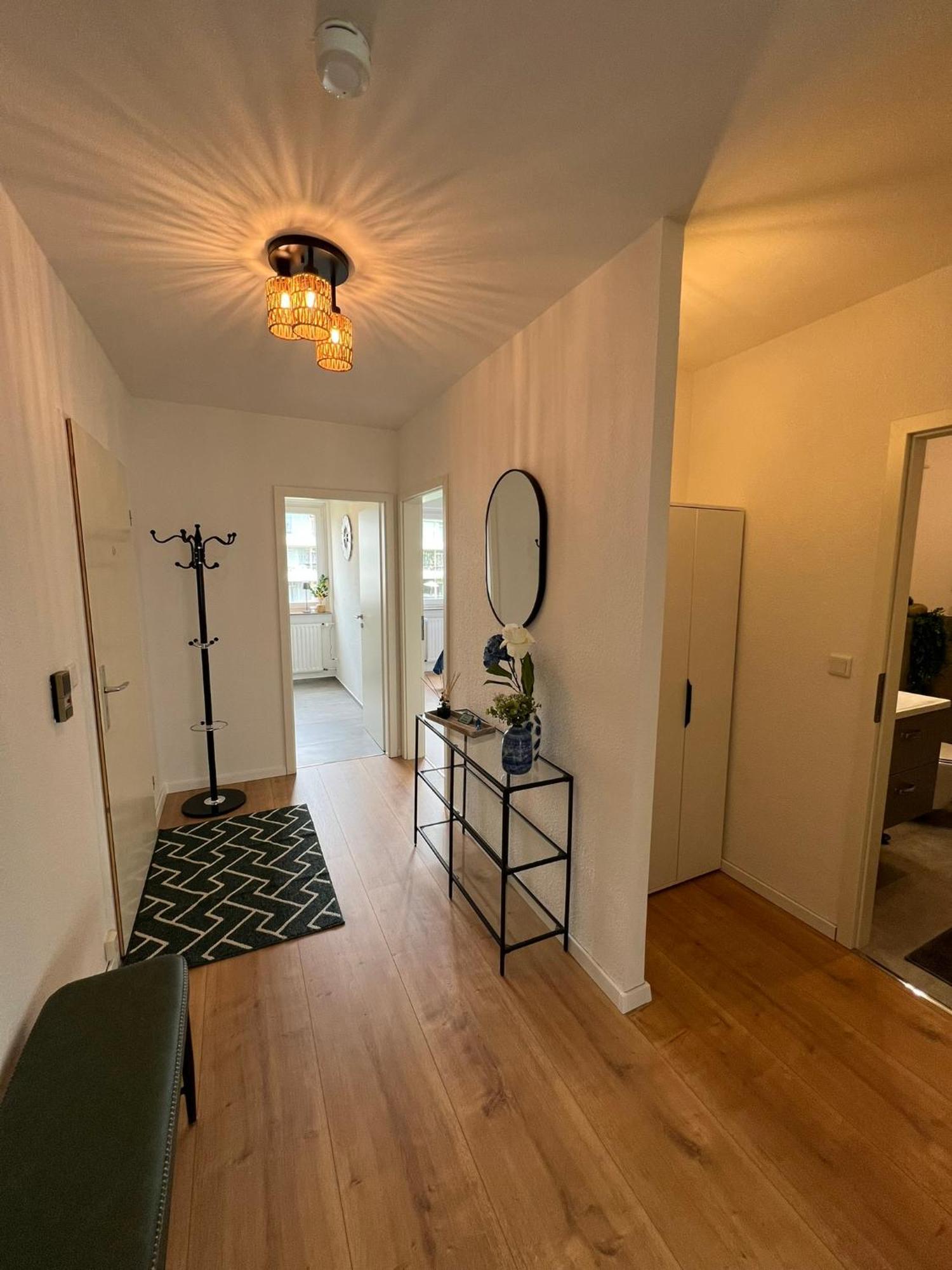 W&D Living - Fewo Kleines Italien Mit Parkplatz Und Balkon Τσέλε Εξωτερικό φωτογραφία