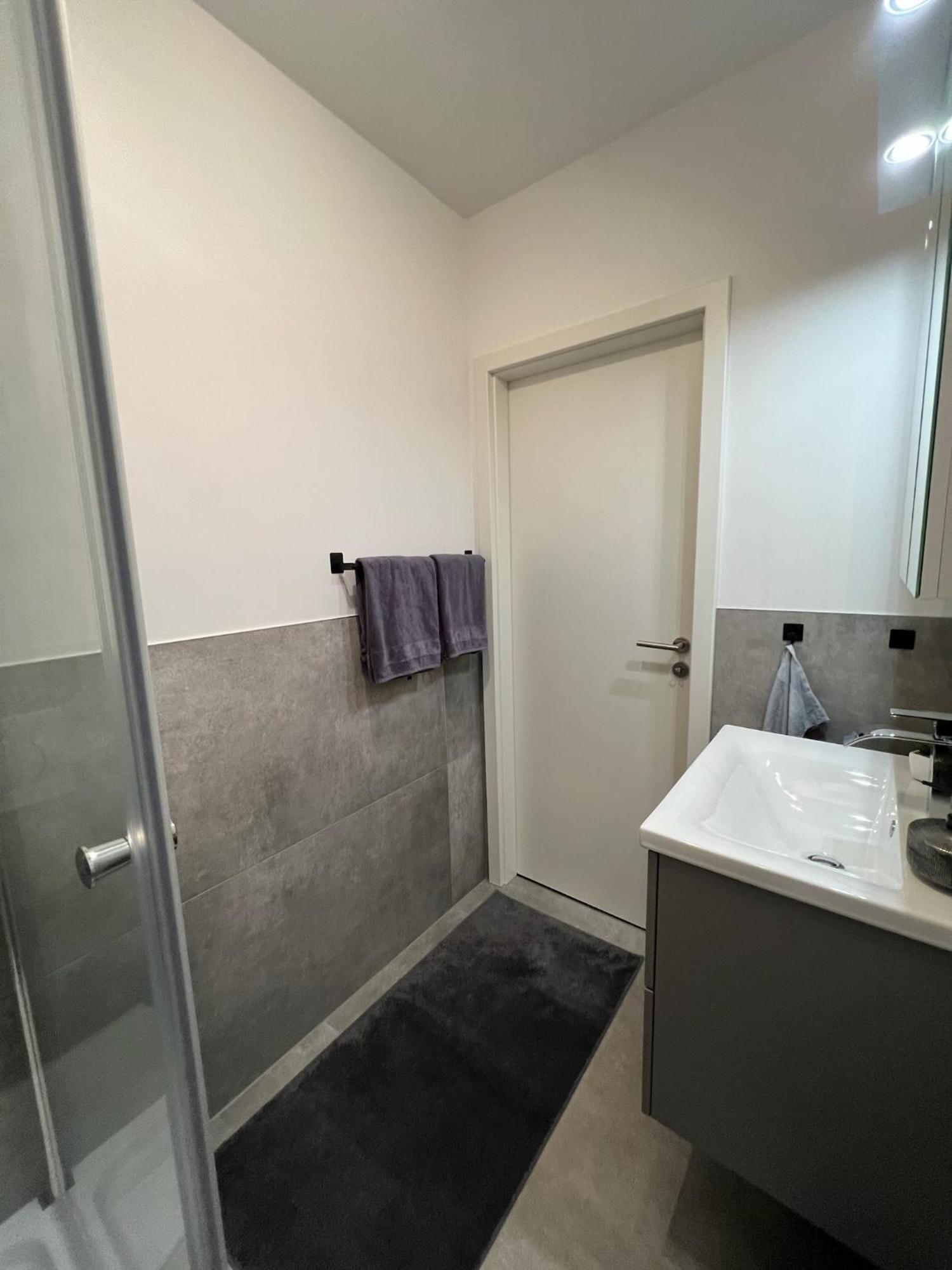 W&D Living - Fewo Kleines Italien Mit Parkplatz Und Balkon Τσέλε Εξωτερικό φωτογραφία