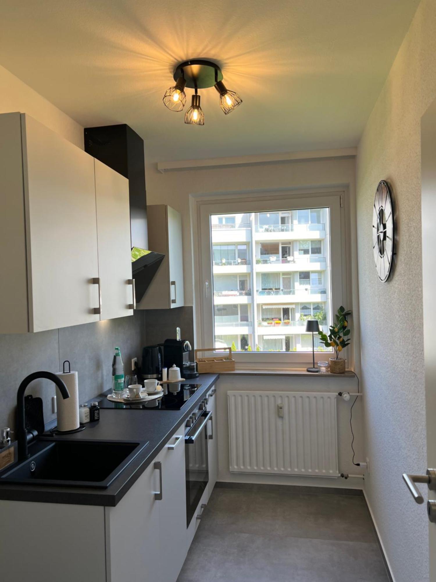 W&D Living - Fewo Kleines Italien Mit Parkplatz Und Balkon Τσέλε Εξωτερικό φωτογραφία